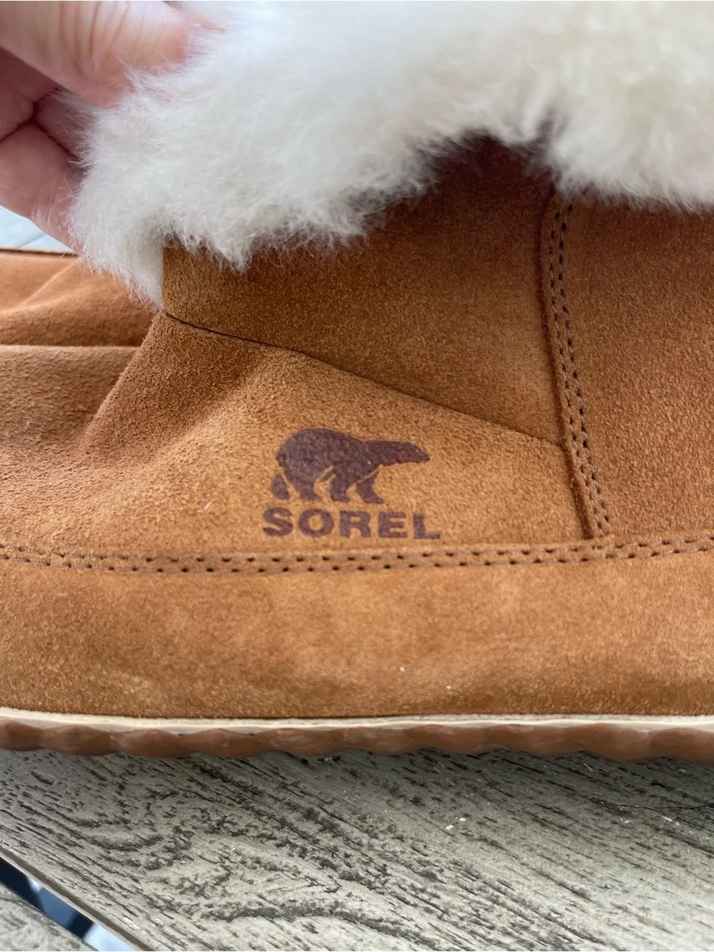 Sorel Womens Out n About Tan Suede Shearling Cuff Slip-On Boot Size 8.5